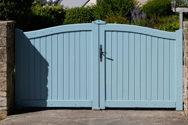 Wooden-Garden-Gate